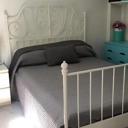 Appartement 1 Y Salon Con Sofa Cama Bien Comunicado Con El Centro *